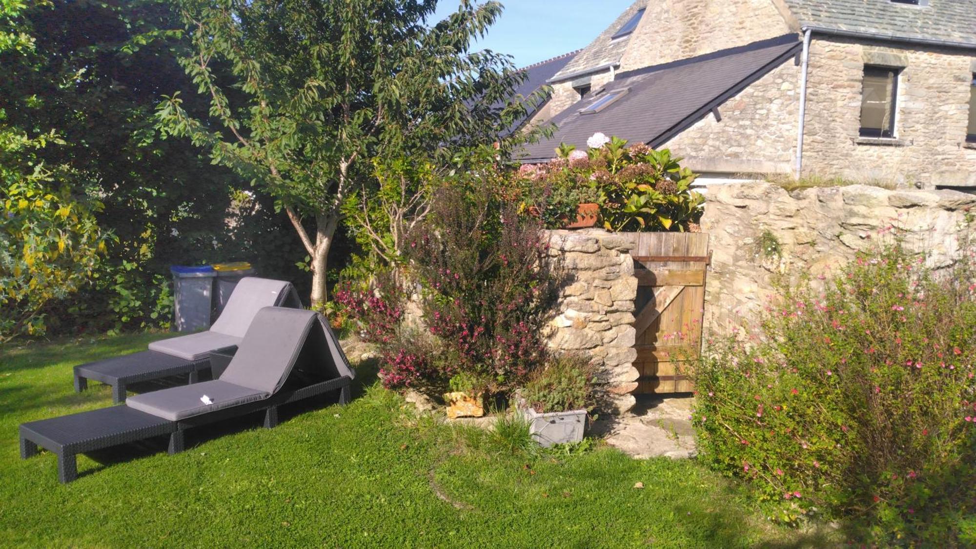 Gite La Fontaine Des Pres Cherbourg-en-Cotentin Eksteriør billede